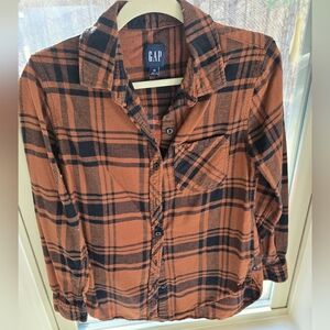 NWOT GAP Rust and Black Checkered Shirt XS